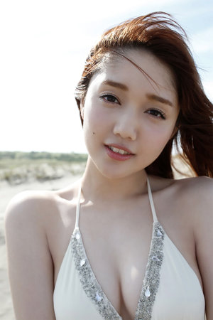 马龙发文力挺女友